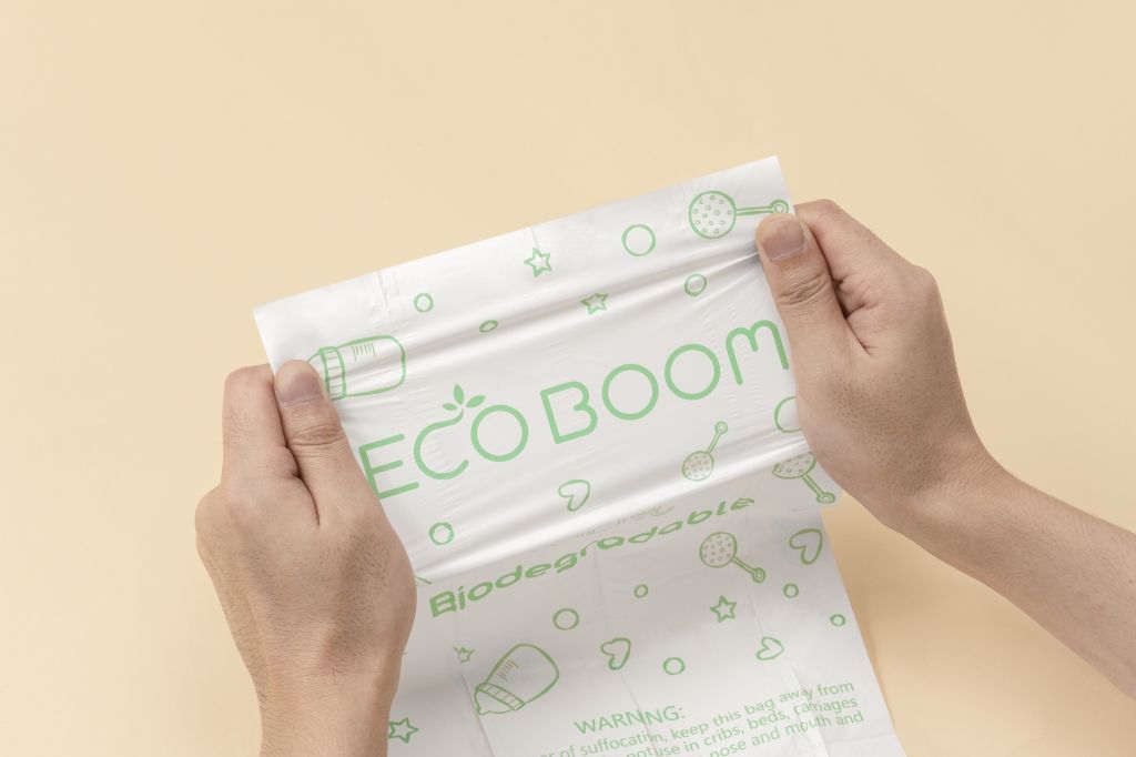 Bolsas Compostables biodegradables para pañales y pants a base de almidón de maíz - Imagen 2